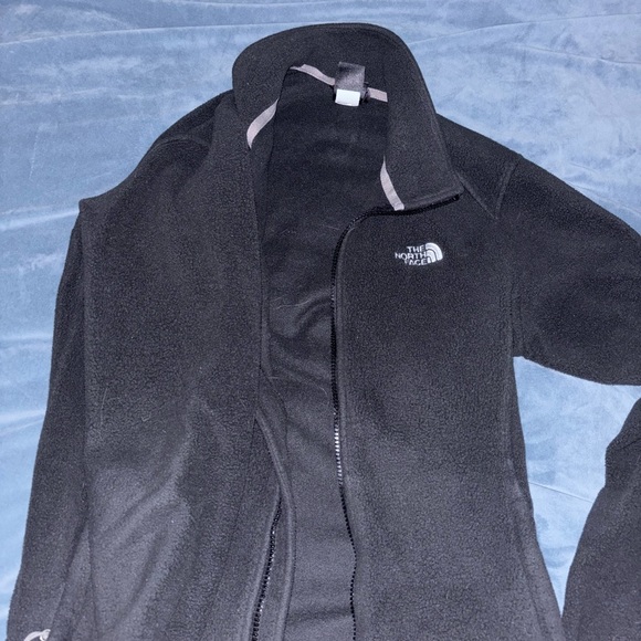 North Face Fleece Jacket - Picture 2 of 3